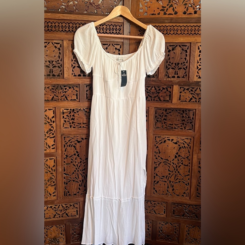 Hollister White Maxi Peasant Dress